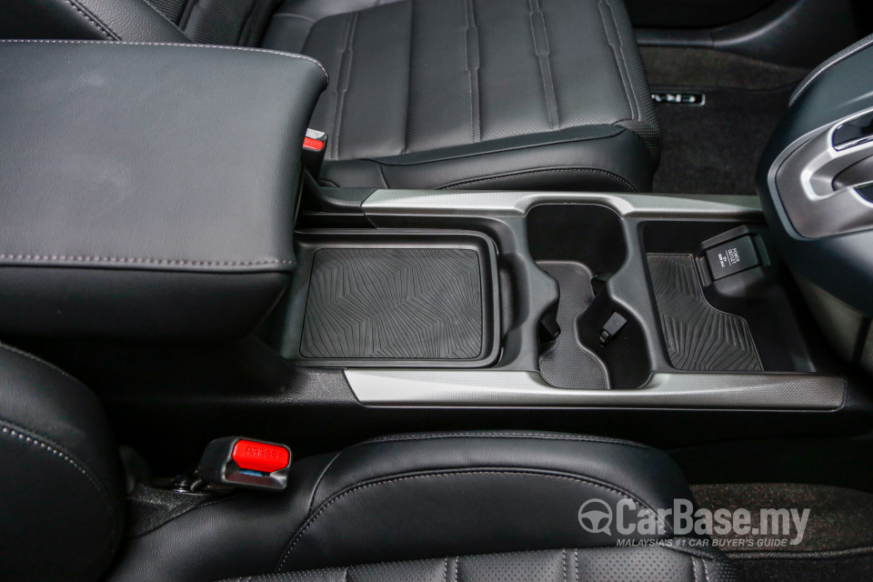 Honda CR-V RW (2017) Interior