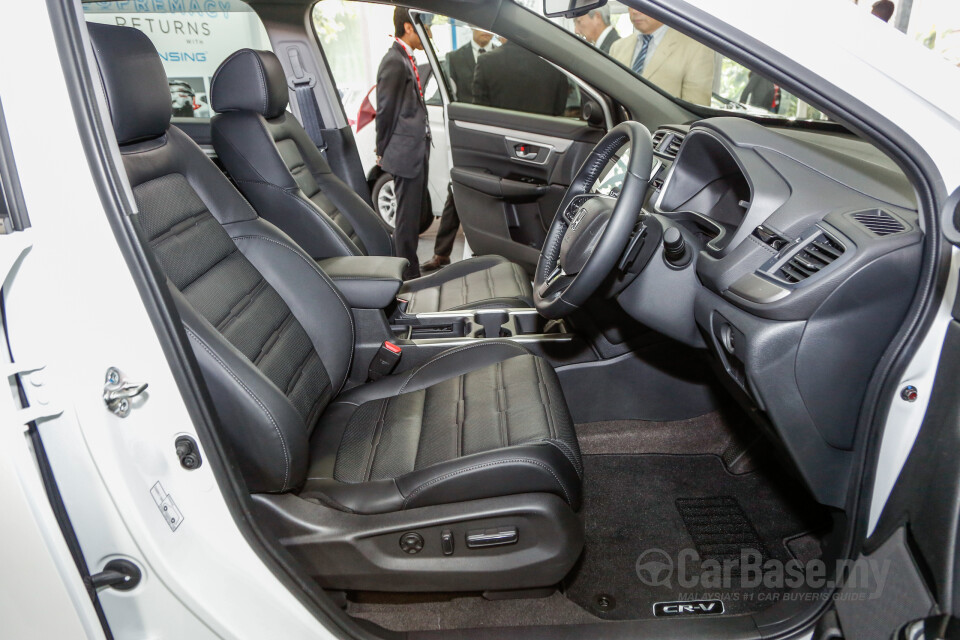 Audi A4 B9 (2016) Interior