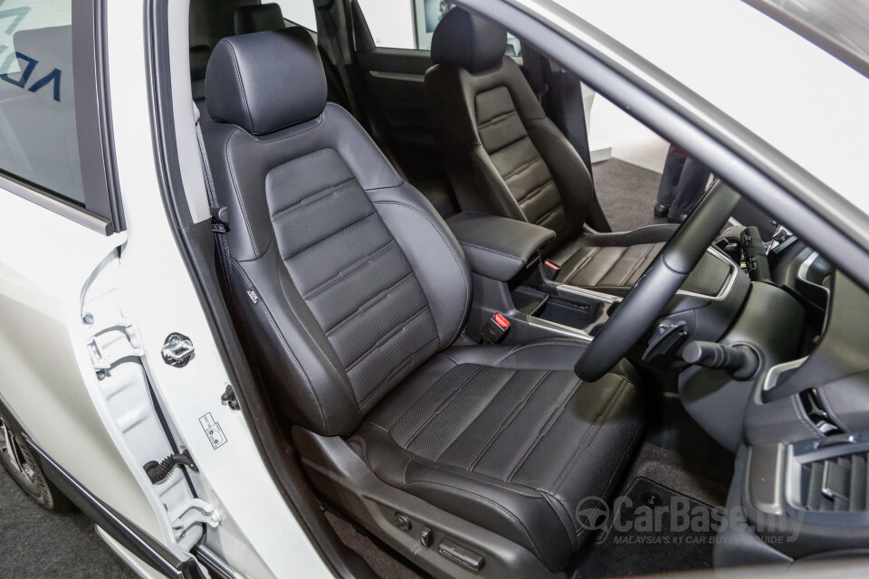 Nissan Navara D23 Facelift (2021) Interior