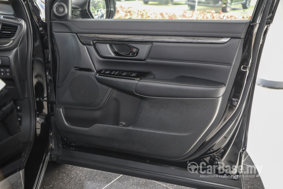 Honda CR-V RW Facelift (2020) Interior