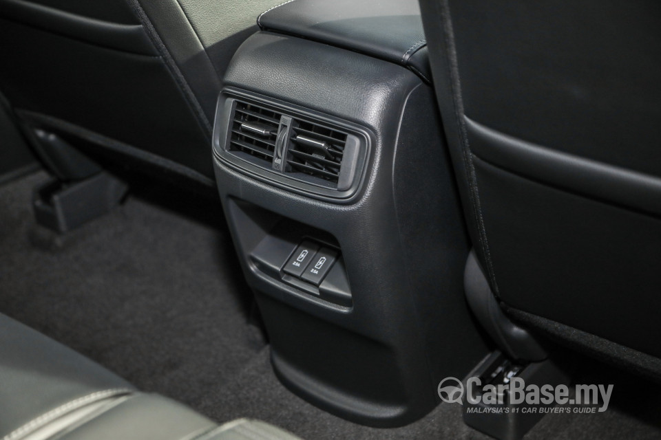 Honda CR-V RW Facelift (2020) Interior