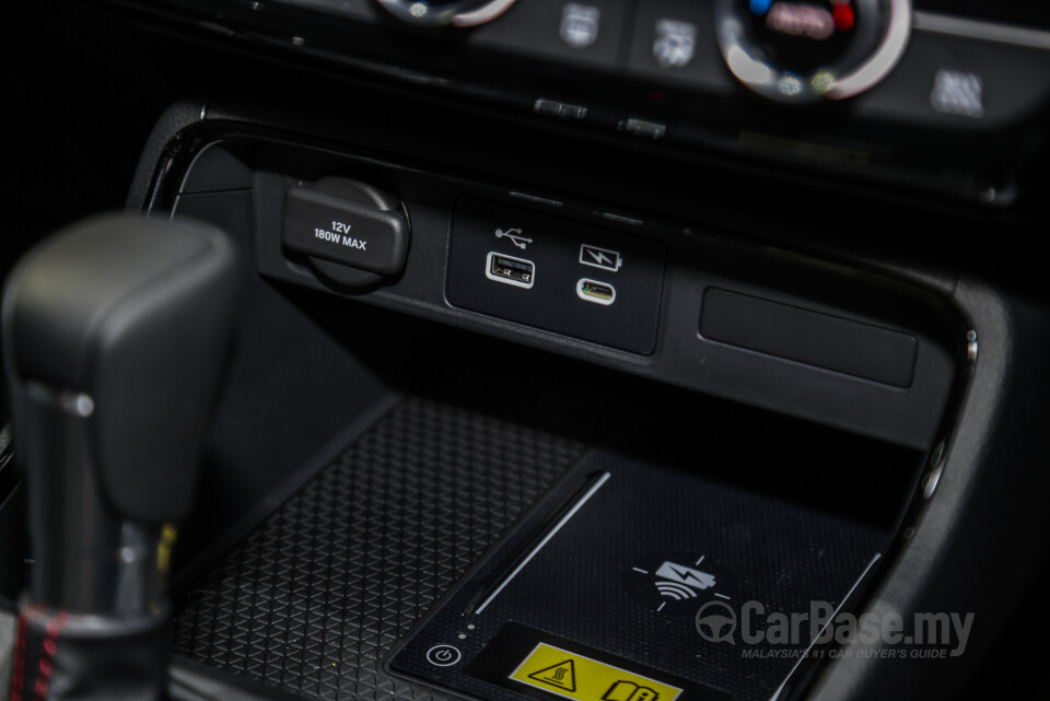 Honda CR-V RY (2023) Interior