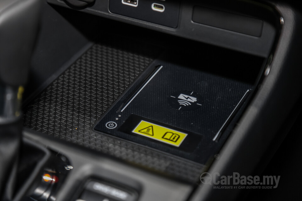 Honda CR-V RY (2023) Interior