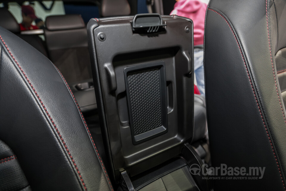 Honda CR-V RY (2023) Interior