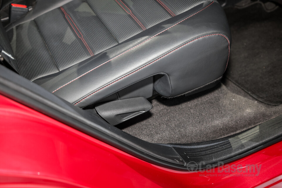 Honda CR-V RY (2023) Interior