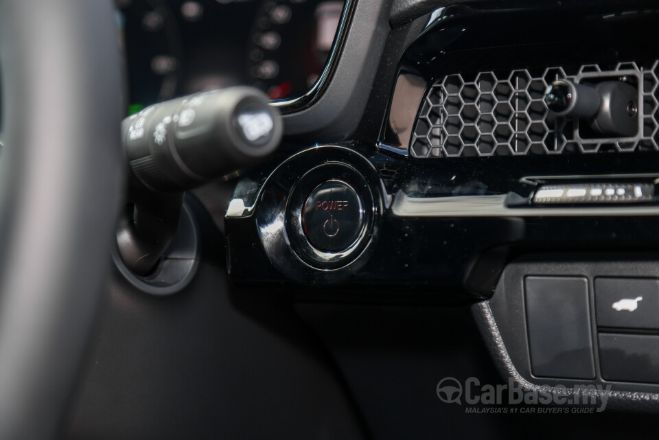 Honda CR-V RY (2023) Interior