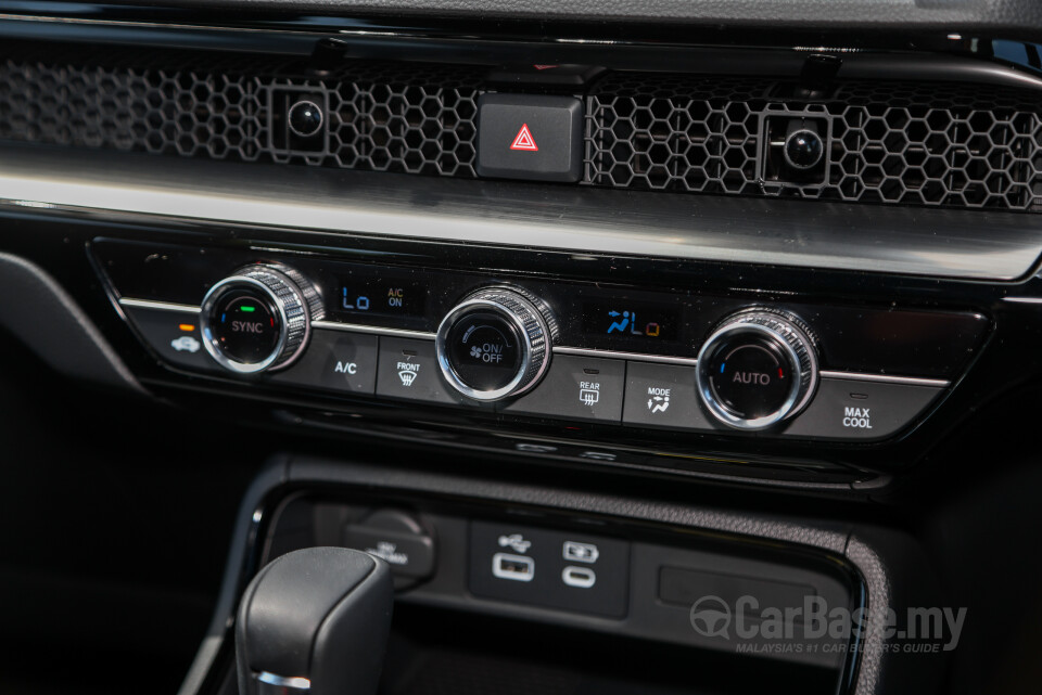 Honda CR-V RY (2023) Interior
