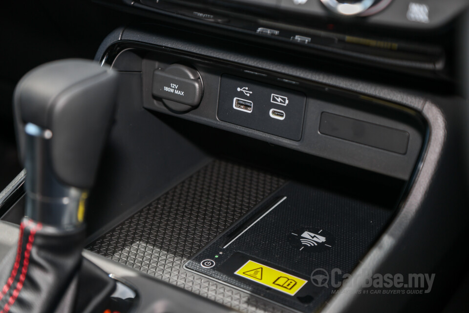 Honda CR-V RY (2023) Interior