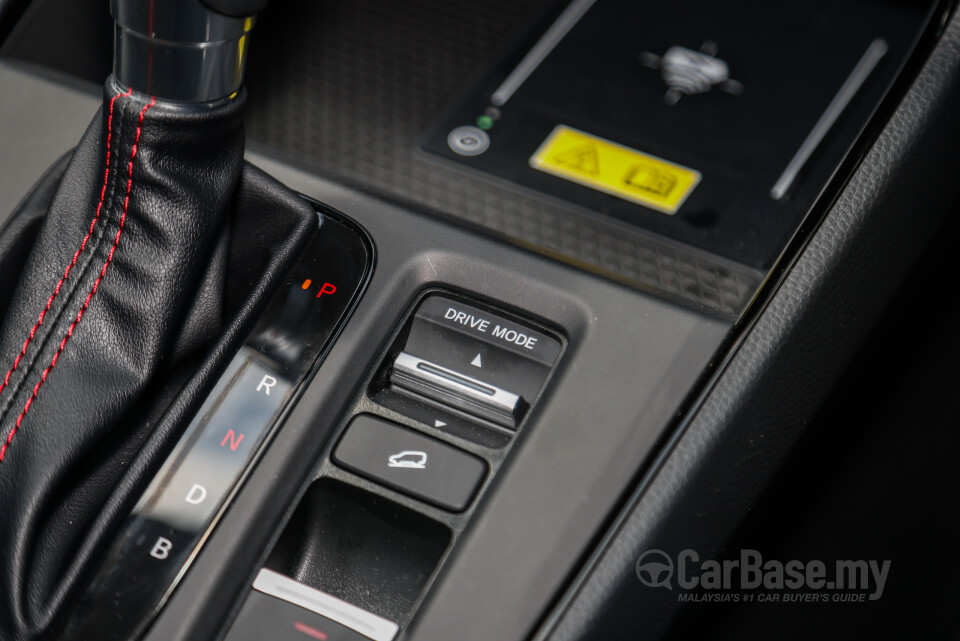 Honda CR-V RY (2023) Interior