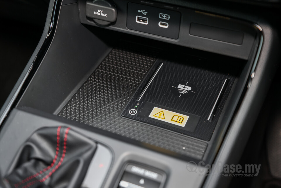 Honda CR-V RY (2023) Interior