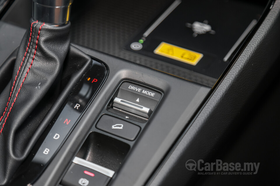 Honda CR-V RY (2023) Interior