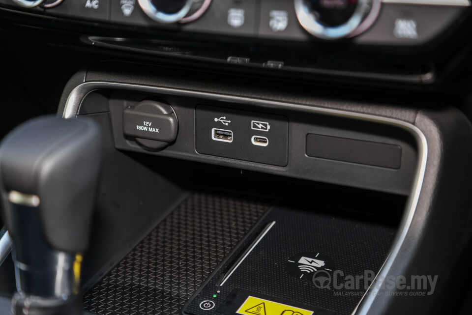Honda CR-V RY (2023) Interior