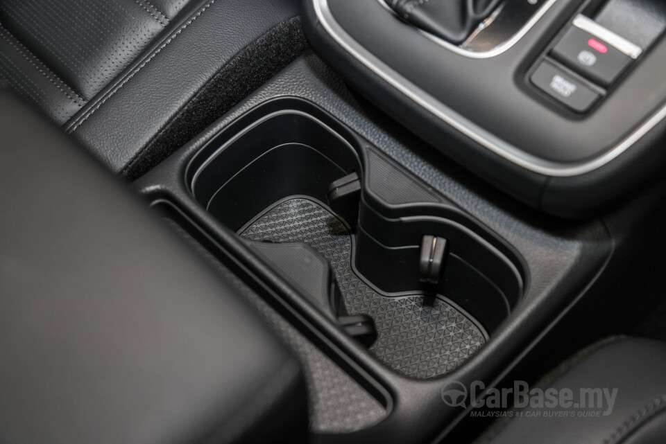 Honda CR-V RY (2023) Interior