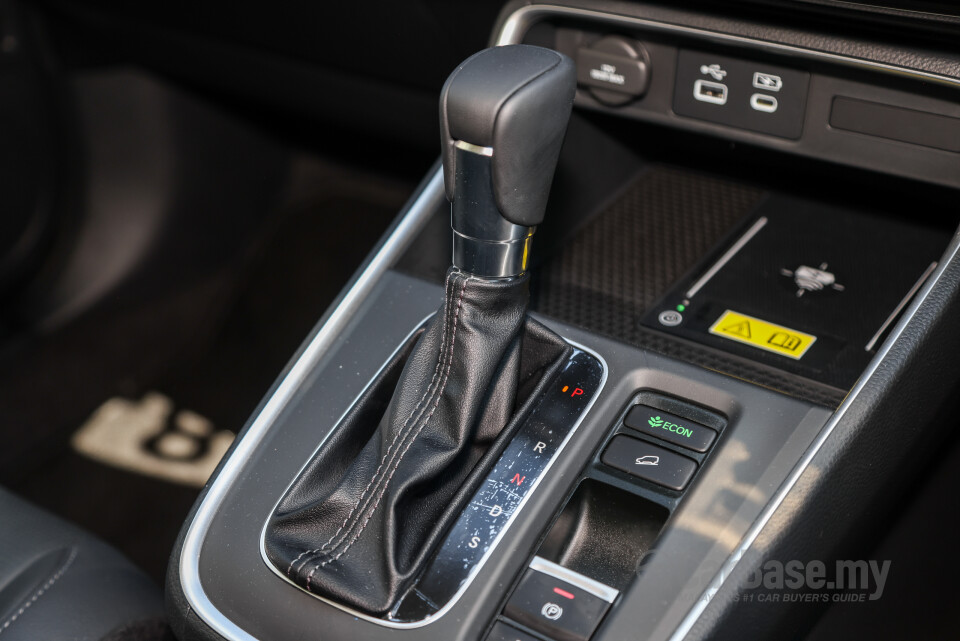 Honda CR-V RY (2023) Interior