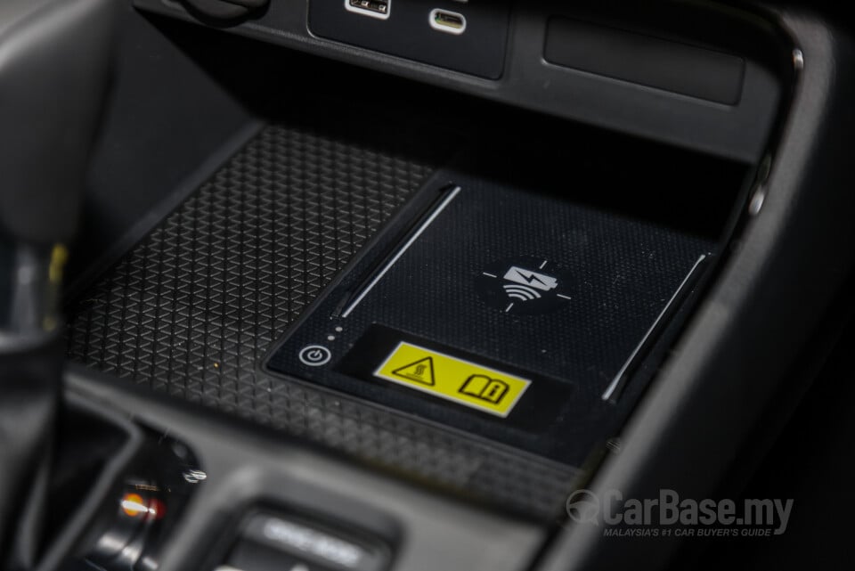 Honda CR-V RY (2023) Interior