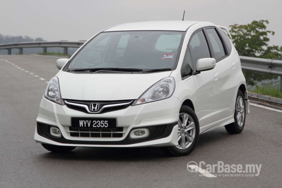 Honda Jazz GE Facelift (2011) Exterior