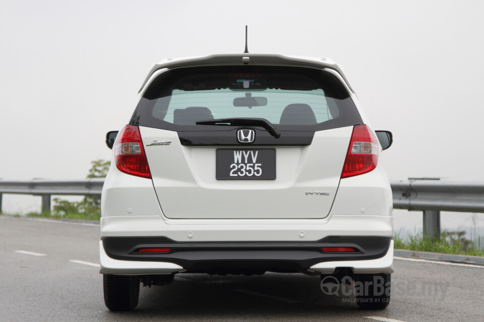 Nissan Grand Livina L11 Facelift (2013) Exterior