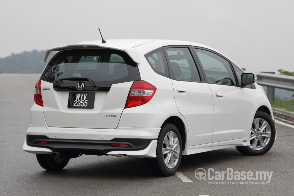 Honda Jazz GE Facelift (2011) Exterior