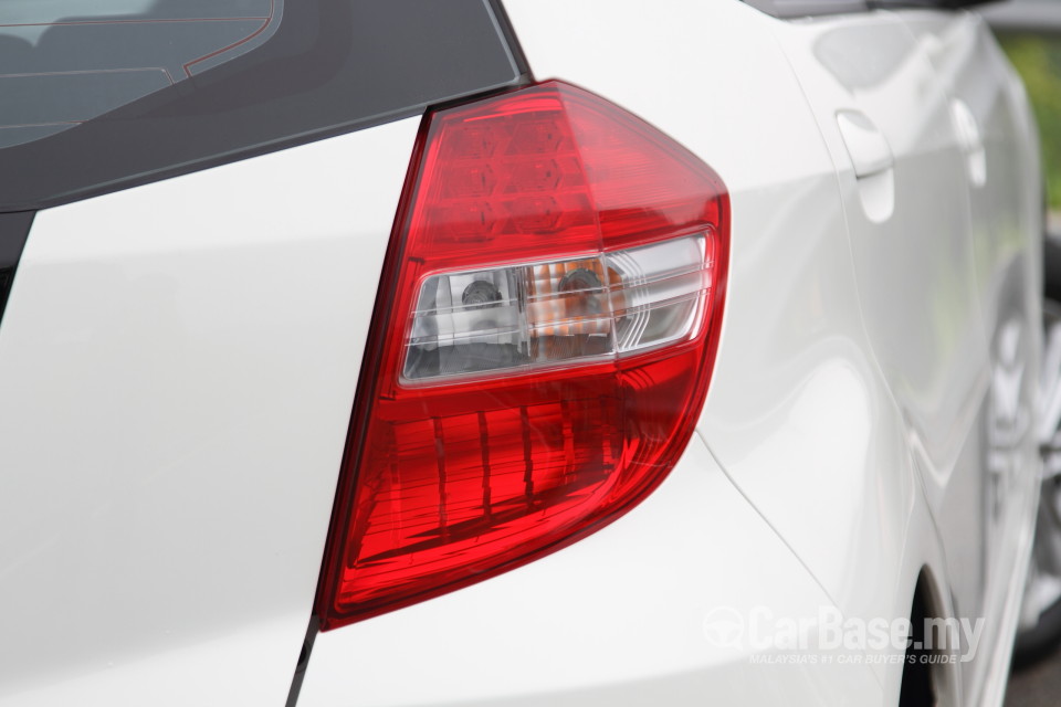 Honda Jazz GE Facelift (2011) Exterior