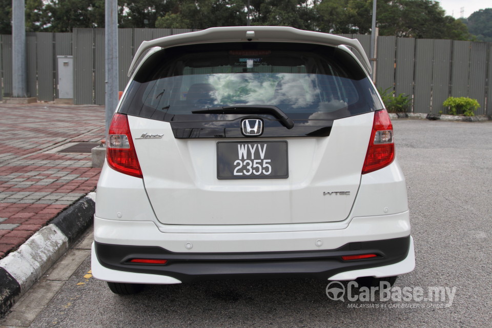 Honda Jazz GE Facelift (2011) Exterior