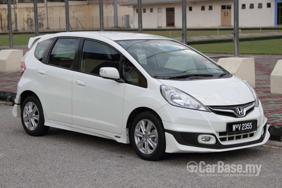 Honda Jazz GE Facelift (2011) Exterior