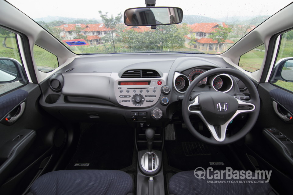 Honda Jazz GE Facelift (2011) Interior