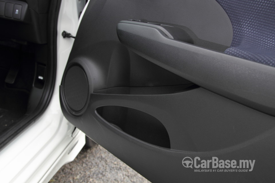 Honda Jazz GE Facelift (2011) Interior