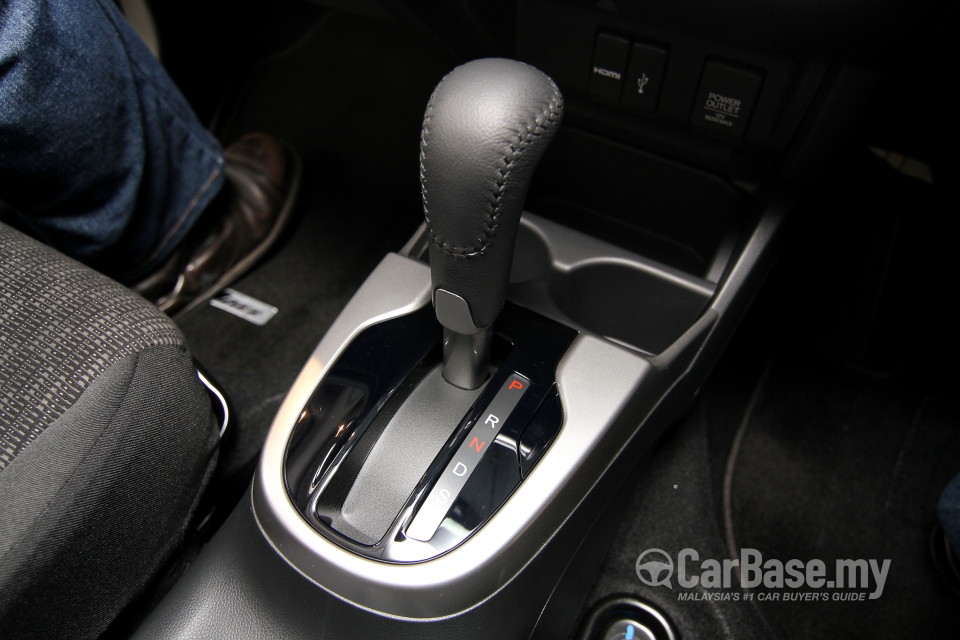 Honda Jazz GK (2014) Interior