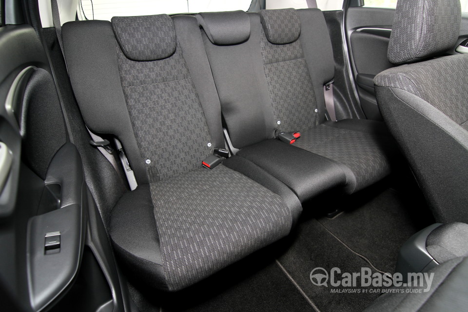Honda Jazz GK (2014) Interior