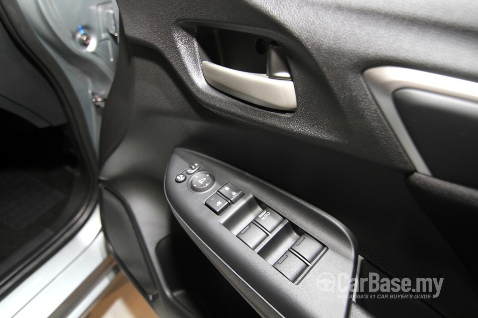 Honda Jazz GK (2014) Interior