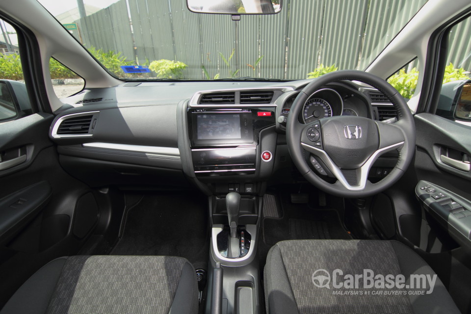 Honda Jazz GK (2014) Interior