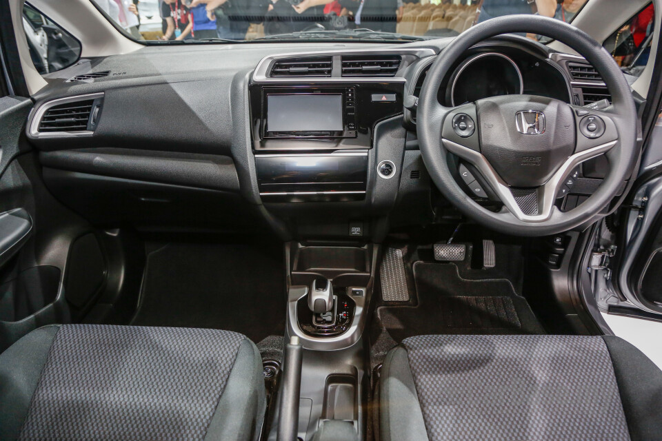 Subaru WRX GJ (2014) Interior