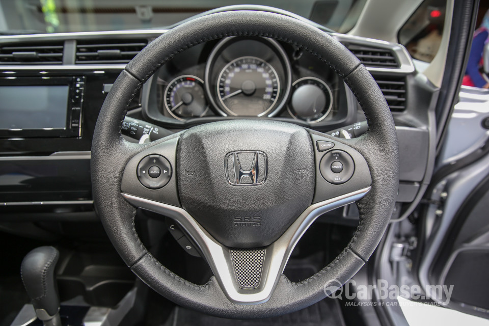 Honda Jazz GK Facelift (2017) Interior