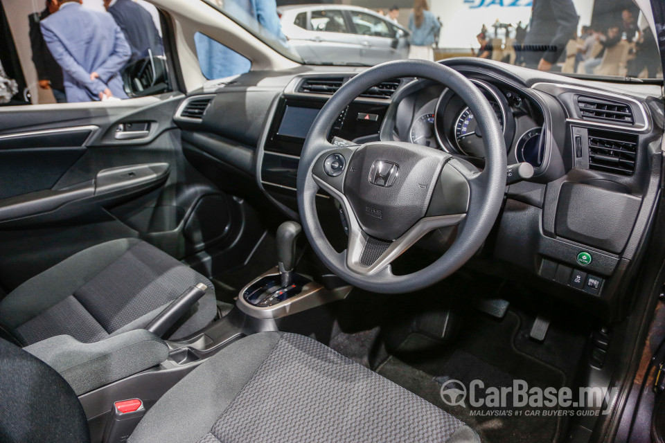 Honda Jazz GK Facelift (2017) Interior