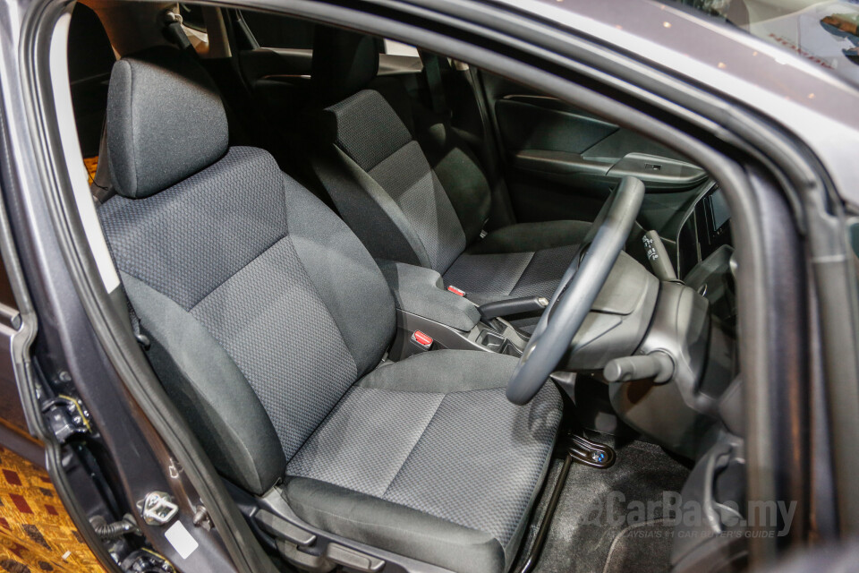 Mitsubishi ASX Mk1 Facelift (2013) Interior