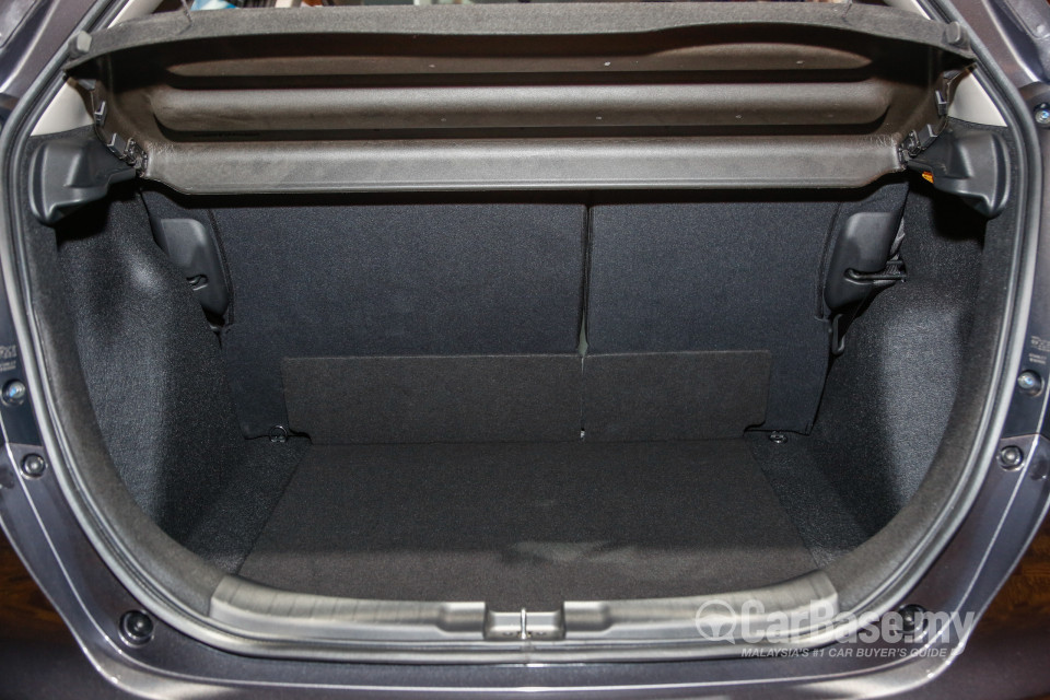 Honda Jazz GK Facelift (2017) Interior