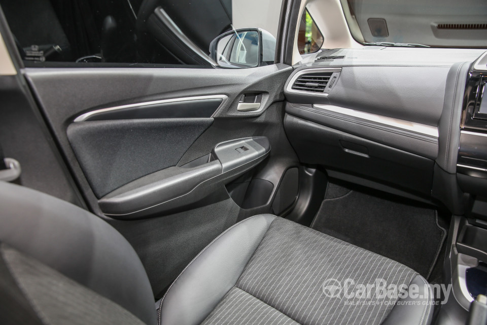 Honda Jazz GK Facelift (2017) Interior