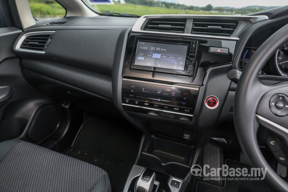Honda Jazz GK Facelift (2017) Interior