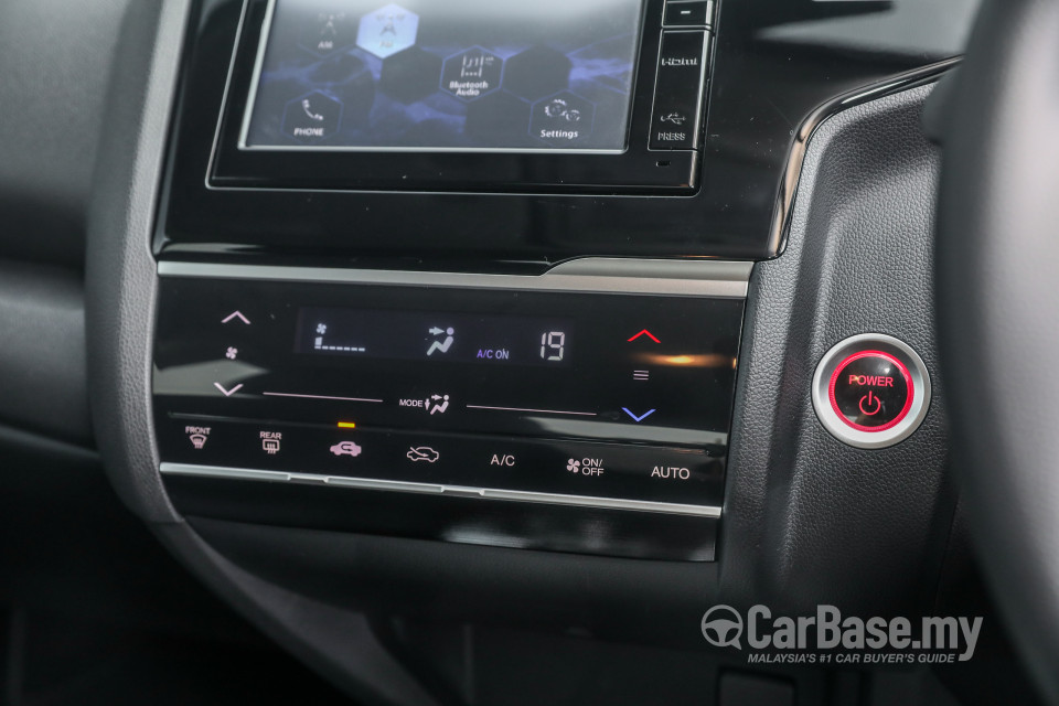 Honda Jazz GK Facelift (2017) Interior