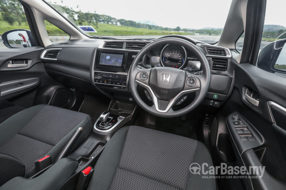 Honda Jazz GK Facelift (2017) Interior