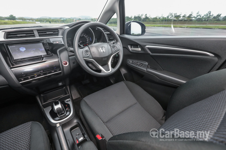 Honda Jazz GK Facelift (2017) Interior