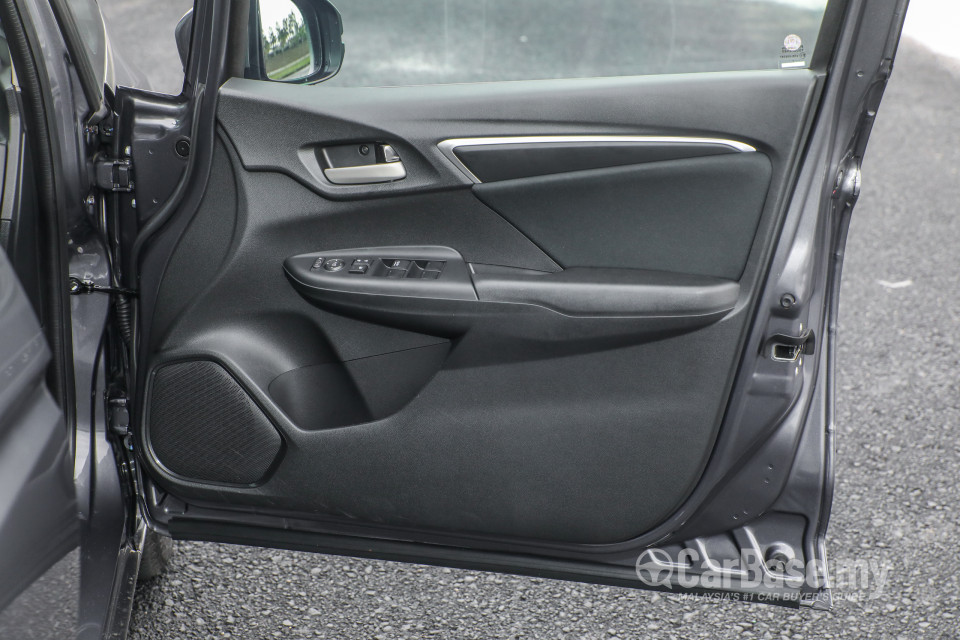 Honda Jazz GK Facelift (2017) Interior