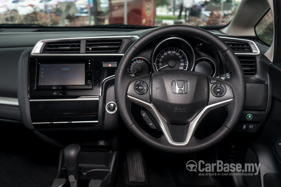 Honda Jazz GK Facelift (2017) Interior