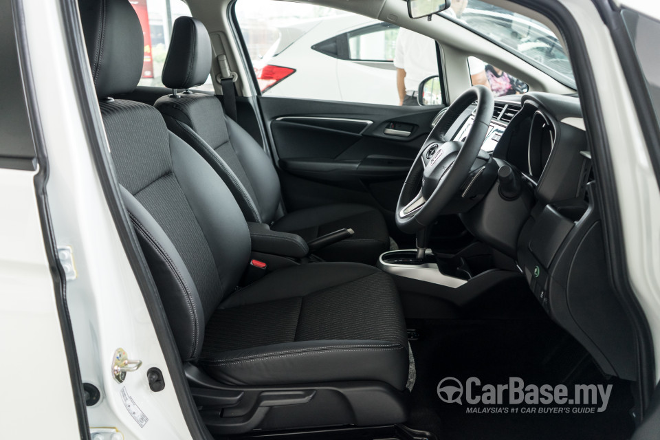 Honda Jazz GK Facelift (2017) Interior