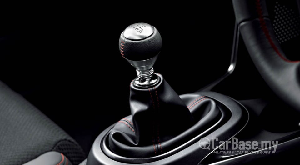Honda CR-Z ZF1 Facelift (2013) Interior