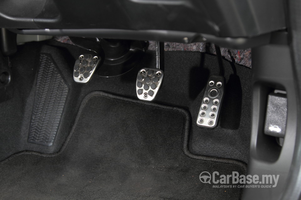 Honda CR-Z ZF1 Facelift (2013) Interior