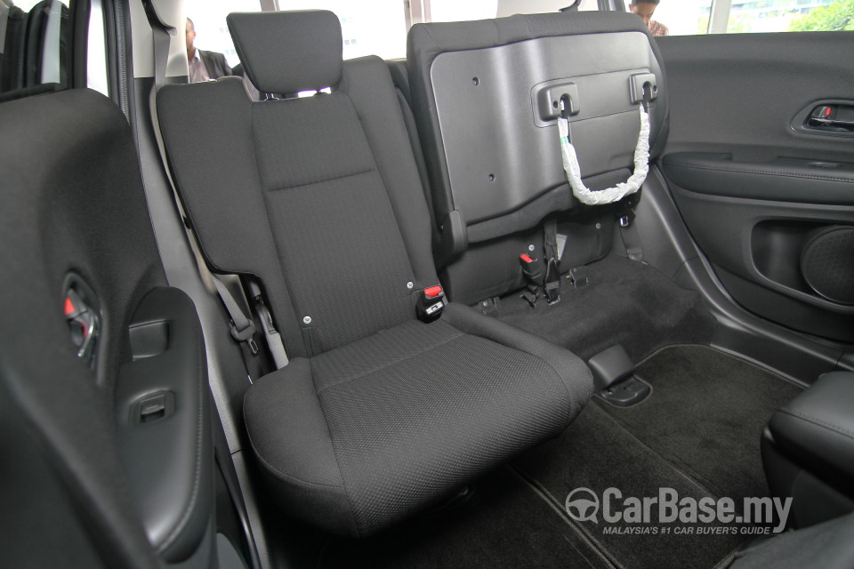 Honda HR-V RU (2015) Interior