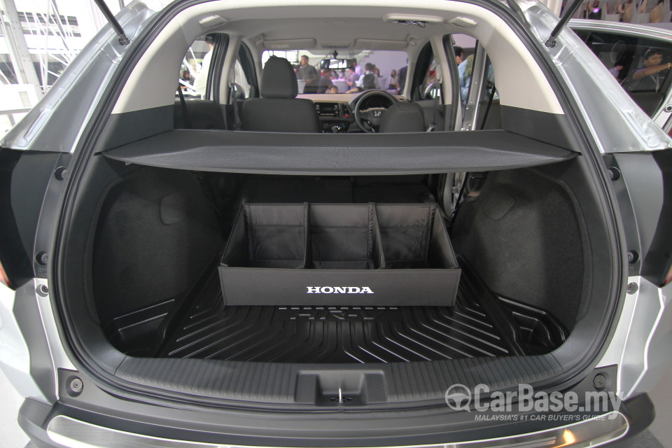 Honda HR-V RU (2015) Interior