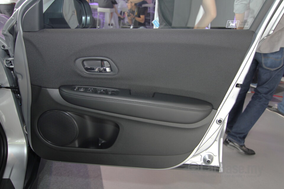 Perodua Bezza D42L (2020) Interior