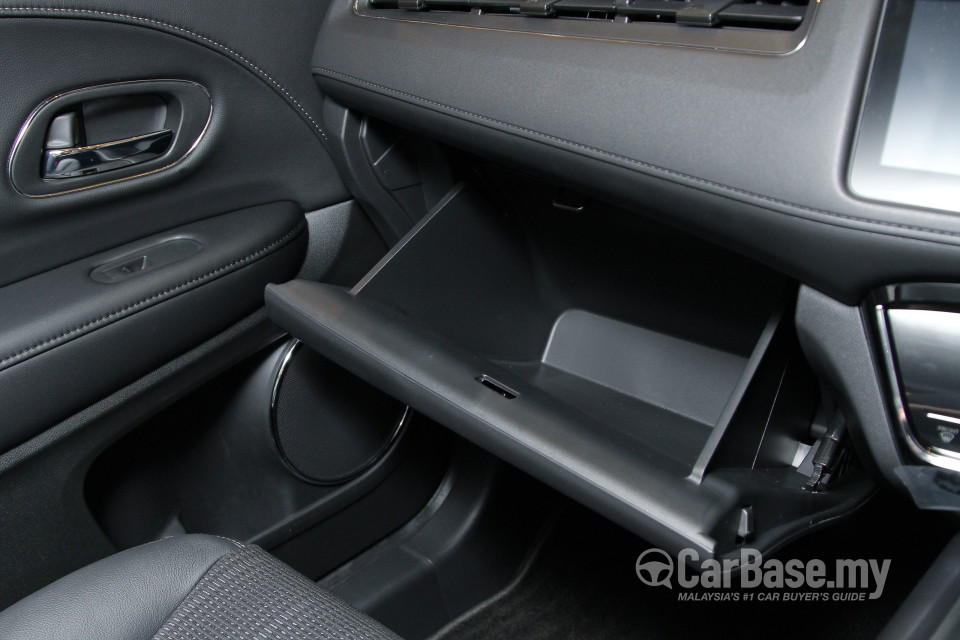 Honda HR-V RU (2015) Interior
